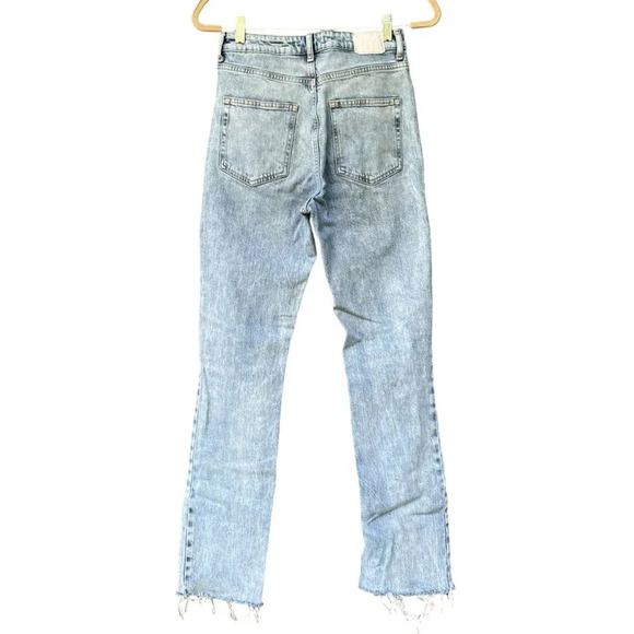 ZARA Womens Hi-Waist Split Hem Raw Hem Ripped Straight Leg Light Wash Jeans 4 - Picture 3 of 16